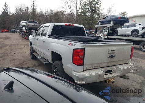 2017 Chevrolet Silverado 2500Hd Ltz z USA, uszkodzony, nr VIN 1GC1KWEG1HF147296